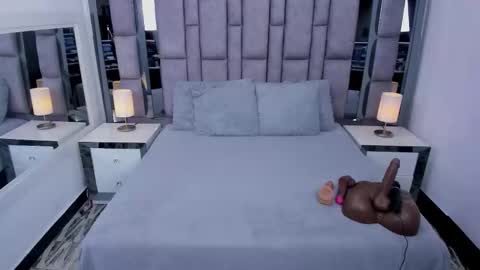 EMMA HILL online show from 25, 3, 2026