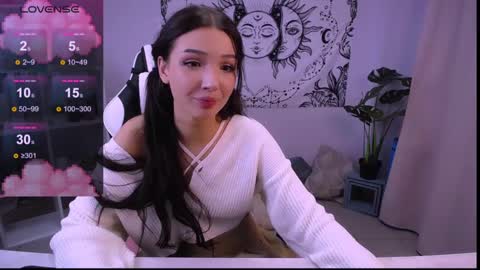 Emma online show from 6, 12, 2024