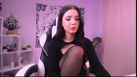 Emma online show from 29, 12, 2024