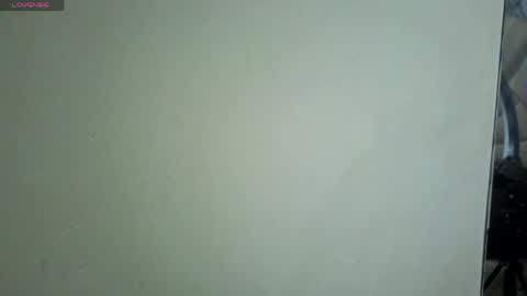 Snapshot of emmamiller__ chatting on 1, 5, 2026 online show from 1, 5, 2026