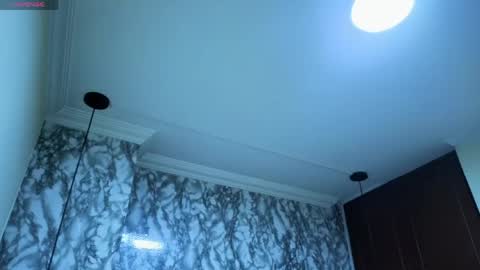Snapshot of emmamiller__ chatting on 8, 5, 2026 online show from 8, 5, 2026