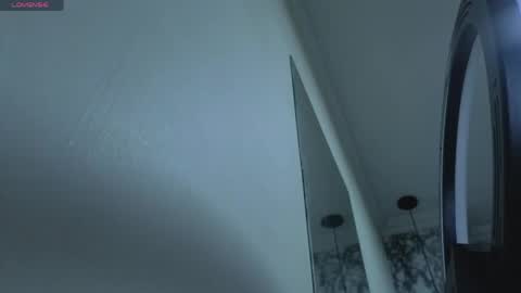 Snapshot of emmamiller__ chatting on 9, 5, 2026 online show from 9, 5, 2026