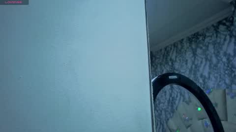 Snapshot of emmamiller__ chatting on 23, 5, 2026 online show from 23, 5, 2026