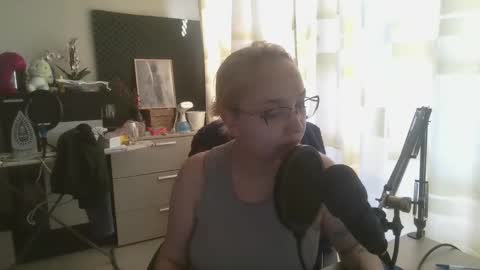 Snapshot of emmanoir_ chatting on 22, 2, 2025 emmanoir_ online show from 22, 2, 2025