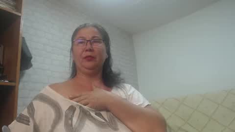 Snapshot of emmasquirt69 chatting on 20, 10, 2025 emmasquirt69 online show from 20, 10, 2025