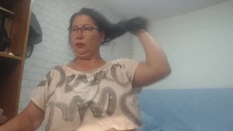 Snapshot of emmasquirt69 chatting on 4, 11, 2025 emmasquirt69 online show from 4, 11, 2025