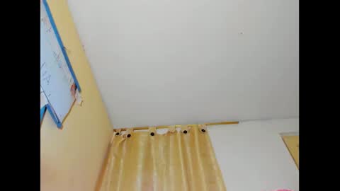 hi im emmalina welcome to your happy place online show from 3, 3, 2025