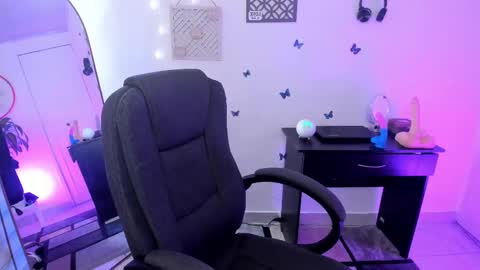 EMMA online show from 22, 1, 2025