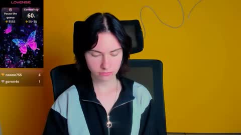 Snapshot of emmi_rossum chatting on 11, 5, 2026 Emmi online show from 11, 5, 2026