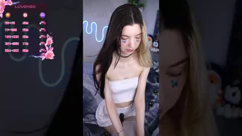 Snapshot of emmie_everly chatting on 27, 7, 2026 emmie_everly online show from 27, 7, 2026