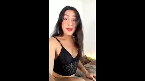 Snapshot of emmiily chatting on 8, 1, 2026 Emely online show from 8, 1, 2026