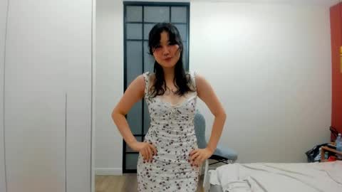 Snapshot of emmilee_ chatting on 1, 6, 2026 Emilia online show from 1, 6, 2026