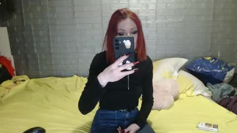 Snapshot of emmily000 chatting on 16, 2, 2025 Emmily000 online show from 16, 2, 2025