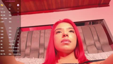 Snapshot of emmily_savage chatting on 10, 1, 2025 online show from 10, 1, 2025