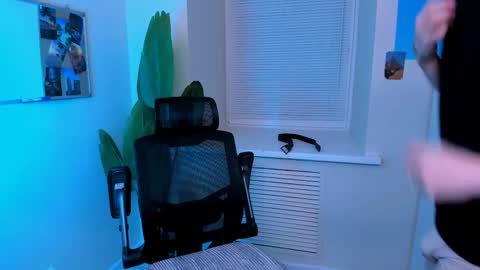 Snapshot of emmit_barker chatting on 20, 3, 2026 Emmit online show from 20, 3, 2026