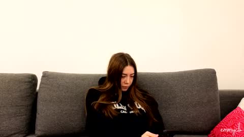 Em online show from 23, 3, 2026