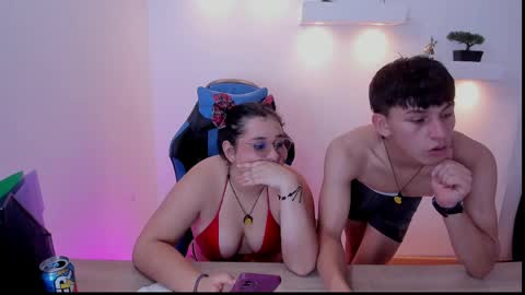 Snapshot of emmyhorny__ chatting on 31, 3, 2026 Ammy and Alex online show from 31, 3, 2026