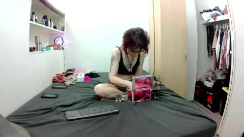Snapshot of empress_lillth chatting on 29, 5, 2026 Empress Lillth online show from 29, 5, 2026