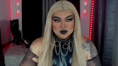 Snapshot of empressmichellexx chatting on 11, 5, 2026 Mistress Michelle online show from 11, 5, 2026