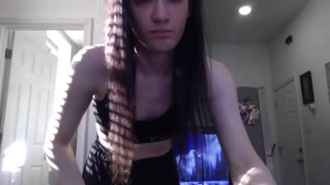 empusalamia online show from 14, 1, 2025