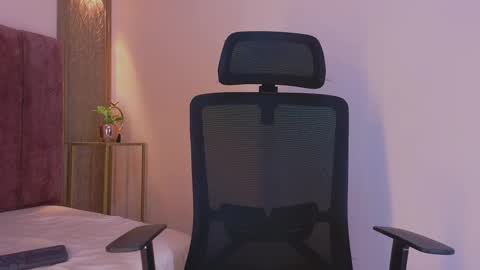 Emy online show from 10, 11, 2025