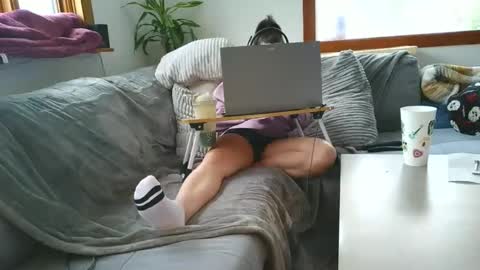 Snapshot of emyxxl chatting on 11, 3, 2026 emyxxl online show from 11, 3, 2026