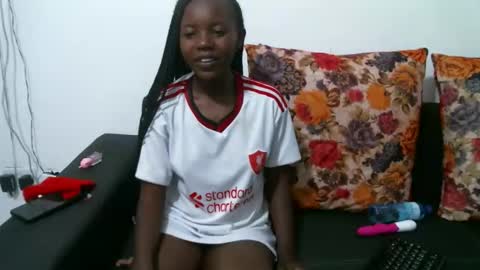 Snapshot of enchantedvee chatting on 15, 1, 2026 Vee online show from 15, 1, 2026