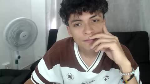 Snapshot of energy_lover_137 chatting on 11, 1, 2026 Bunny online show from 11, 1, 2026