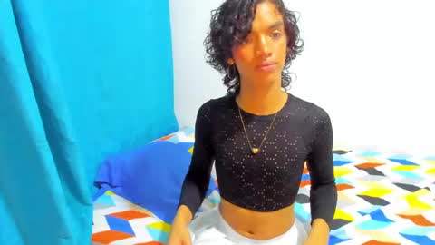 engel20042001 online show from 22, 12, 2024