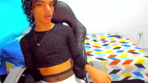 engel20042001 online show from 22, 12, 2024