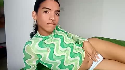 engel20042001 online show from 25, 9, 2025