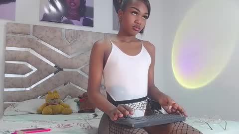 Snapshot of engell_fernandex chatting on 8, 12, 2024 engell online show from 8, 12, 2024