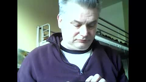 Snapshot of englishguysurrey chatting on 12, 1, 2025 englishguysurrey online show from 12, 1, 2025