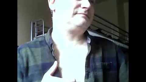 Snapshot of englishguysurrey chatting on 7, 2, 2025 englishguysurrey online show from 7, 2, 2025