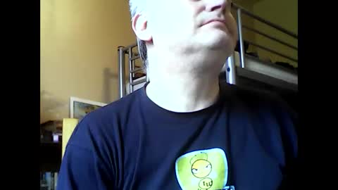 Snapshot of englishguysurrey chatting on 3, 3, 2025 englishguysurrey online show from 3, 3, 2025