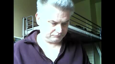 Snapshot of englishguysurrey chatting on 10, 3, 2025 englishguysurrey online show from 10, 3, 2025