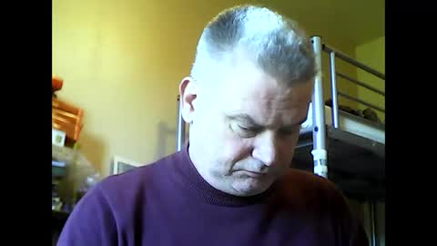 Snapshot of englishguysurrey chatting on 22, 9, 2025 englishguysurrey online show from 22, 9, 2025