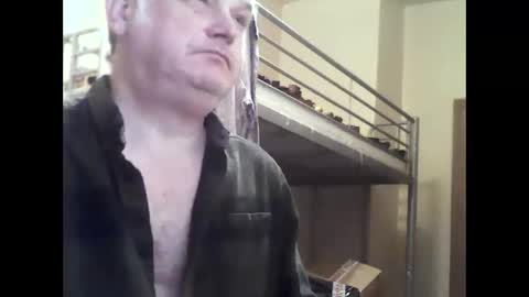 Snapshot of englishguysurrey chatting on 9, 2, 2026 englishguysurrey online show from 9, 2, 2026