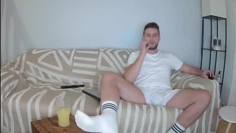 Snapshot of englishladxxx chatting on 7, 5, 2026 Englishladxxx online show from 7, 5, 2026