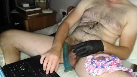 englishshyguyuk online show from 3, 10, 2025