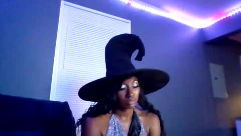 Snapshot of enigmajones19 chatting on 2, 11, 2025 Goddess Enigma online show from 2, 11, 2025