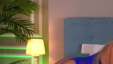 Snapshot of enjoyableemma chatting on 16, 11, 2025 Emma online show from 16, 11, 2025