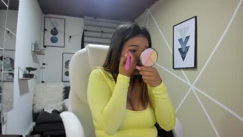 Enma clark online show from 7, 10, 2025