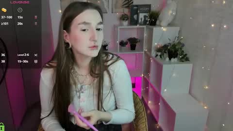 Snapshot of enn_allenn chatting on 2, 10, 2025 enn_allenn online show from 2, 10, 2025