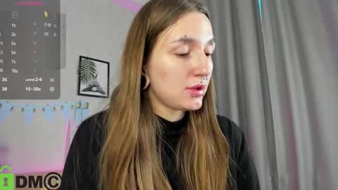Snapshot of enn_allenn chatting on 8, 10, 2025 enn_allenn online show from 8, 10, 2025