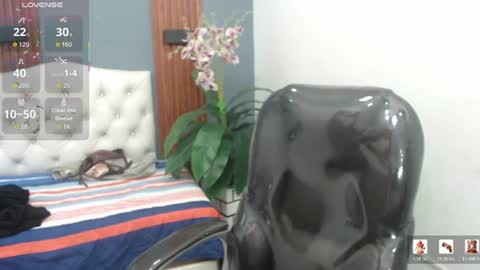 Snapshot of enyelin chatting on 12, 6, 2026 Enyenlina online show from 12, 6, 2026