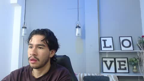 Enzo online show from 3, 4, 2026