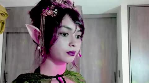 Leyla online show from 12, 10, 2025