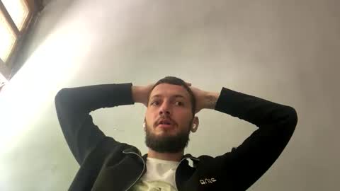 Snapshot of er1c_reeves chatting on 10, 11, 2025 Eric Reeves online show from 10, 11, 2025