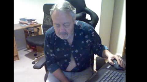 erasmus_d online show from 28, 10, 2025